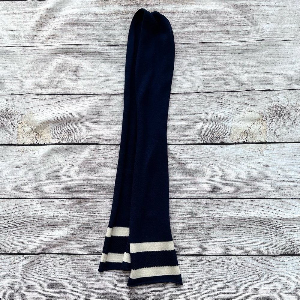 Lilly Pulitzer Navy Ivory Merino Wool Sweater Dress Ladies size XS S - Picture 3 of 5